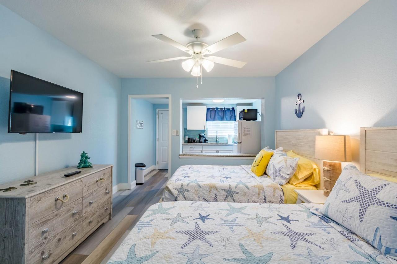 Upham Beach Inn St. Pete Beach Bagian luar foto