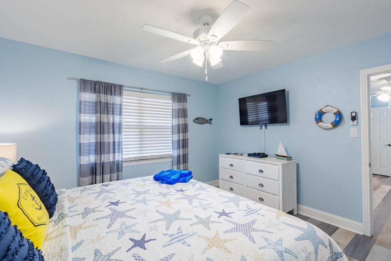 Upham Beach Inn St. Pete Beach Bagian luar foto
