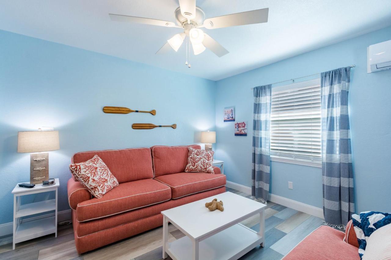 Upham Beach Inn St. Pete Beach Bagian luar foto