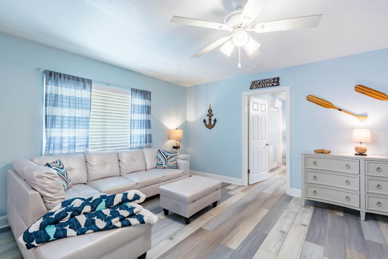 Upham Beach Inn St. Pete Beach Bagian luar foto