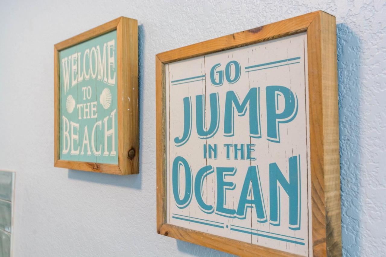 Upham Beach Inn St. Pete Beach Bagian luar foto