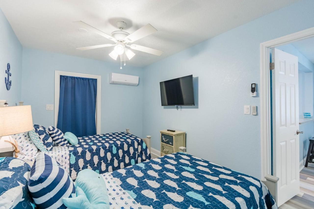 Upham Beach Inn St. Pete Beach Bagian luar foto